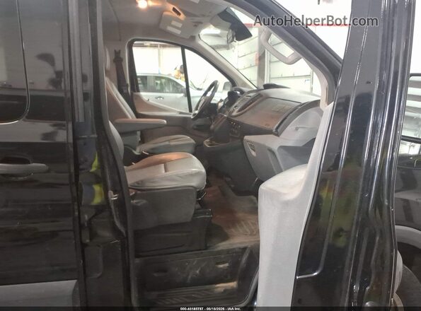 1FBZX2YM2JKB52734 2018 FORD TRANSIT-350 Black Front interior view