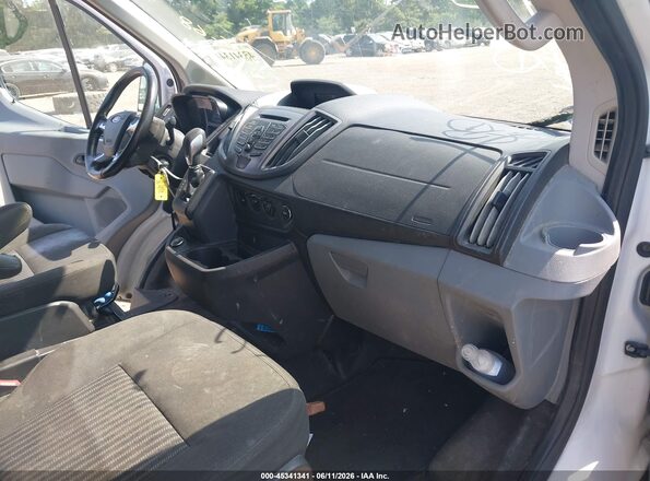 1FBZX2YM5HKA47275 2017 FORD TRANSIT-350 Белый Вид салона спереди