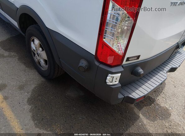 1FBZX2ZM5HKA67203 2017 FORD TRANSIT-350 White Вид панелі приладів