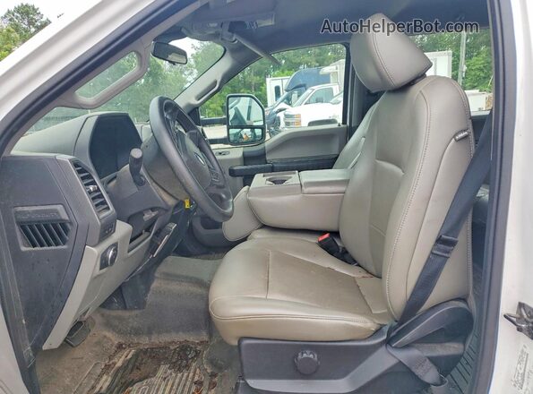 1FD0W4GT1MED44592 2021 FORD F450 White Front interior view