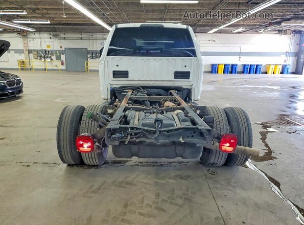 1FD8W3HT5NED68651 2022 FORD F350 White Vista trasera