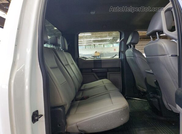 1FD8W3HT5NED68651 2022 FORD F350 White Vista de los asientos traseros