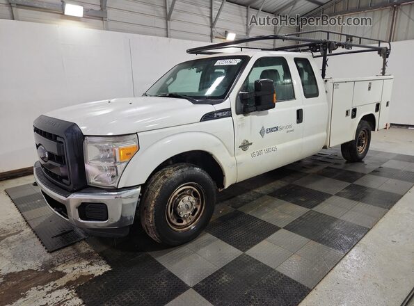 1FD8X3AT0GEA15583 2016 FORD F350 White 