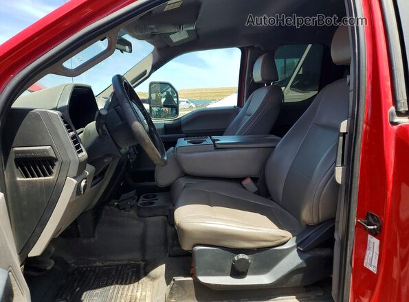 1FD8X3GT4HEE22430 2017 FORD F350 Red Вид салону спереду