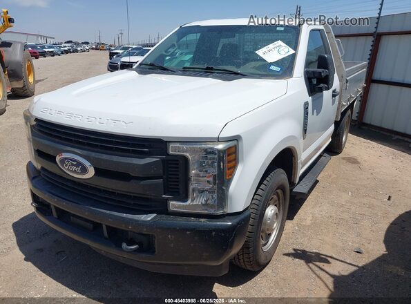 1FDBF2A68KEF66673 2019 FORD F-250 White Front left