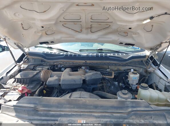1FDBF2A68KEF66673 2019 FORD F-250 White Rear view