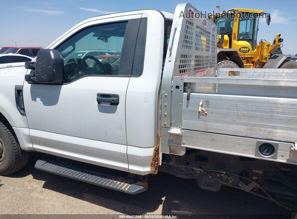1FDBF2A68KEF66673 2019 FORD F-250 White 360 interior view