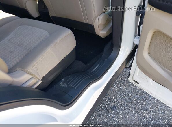 1FM5K7B87JGC39108 2018 FORD EXPLORER White Widok naklejki z numerem VIN