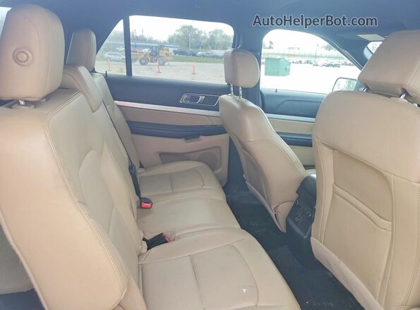 1FM5K7D82HGE19166 2017 FORD EXPLORER White Вид задніх сидінь