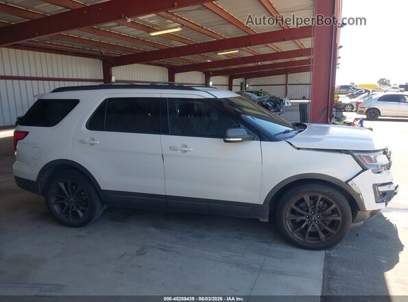 1FM5K7D84HGA60953 2017 FORD EXPLORER White Vista interior de 360 grados