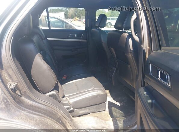1FM5K7D84JGA63079 2018 FORD EXPLORER Gray VIN sticker view