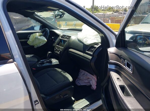 1FM5K7D84JGA98348 2018 FORD EXPLORER White წინა სალონის ხედი