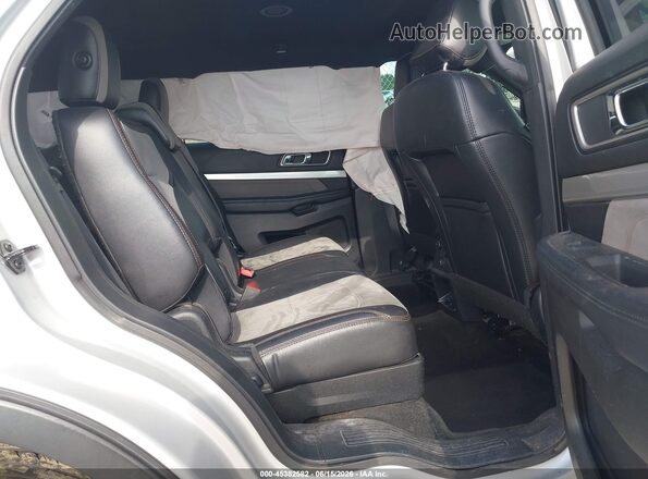 1FM5K7D85HGD85286 2017 FORD EXPLORER Серебряный Вид наклейки с VIN-кодом