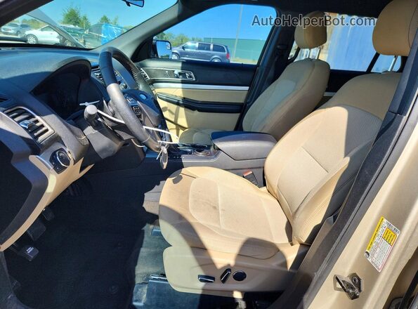 1FM5K7D89HGC29218 2017 FORD EXPLORER Tan Front interior view