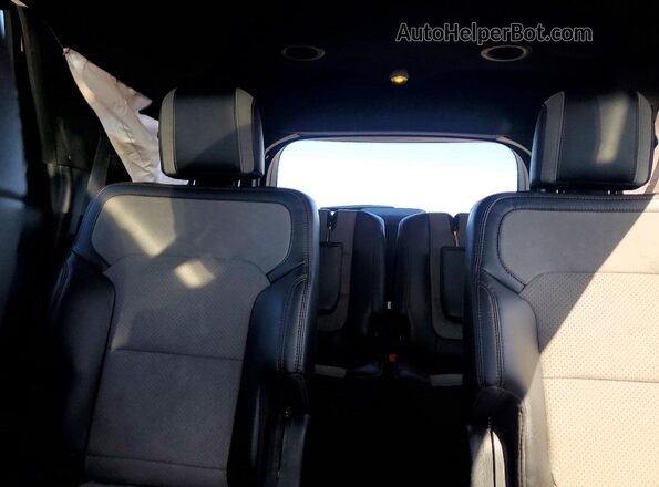 1FM5K7D89HGC47797 2017 FORD EXPLORER White Հետևի նստատեղերի տեսք