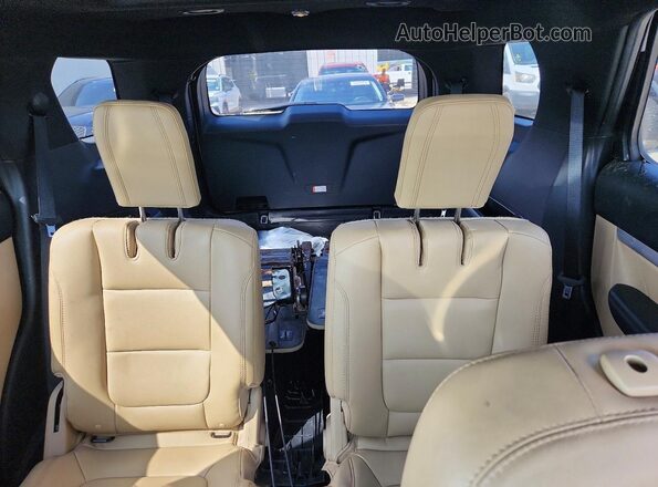 1FM5K7D8XHGD48931 2017 FORD EXPLORER White Հետևի նստատեղերի տեսք