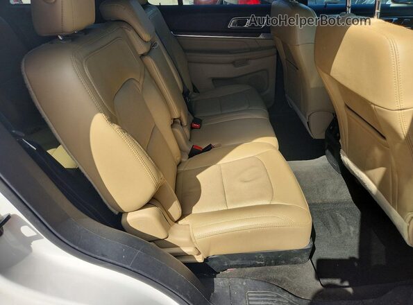 1FM5K7F81HGA34744 2017 FORD EXPLORER White Սալոնի հետևի տեսք