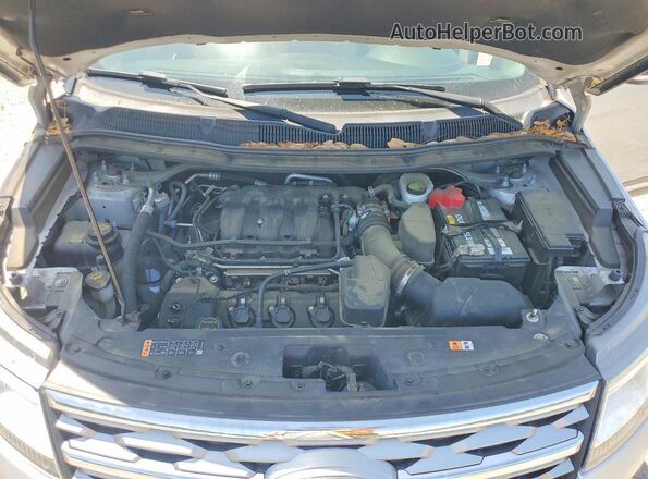 1FM5K7F81JGA99115 2018 FORD EXPLORER Silver ძრავის განყოფილების ხედი