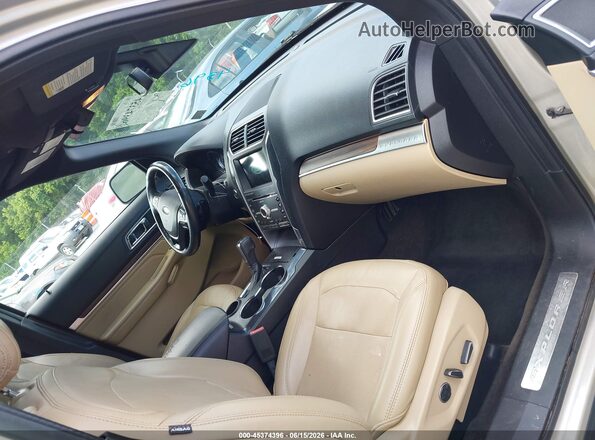 1FM5K7F86HGD16068 2017 FORD EXPLORER Gold Front interior view