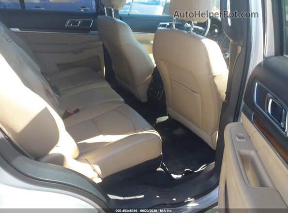 1FM5K7FH7HGC07134 2017 FORD EXPLORER Silver VIN კოდის სტიკერის ხედი