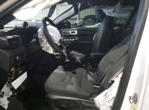 1FM5K8AB1RGA67169 2024 FORD EXPLORER White Front interior view