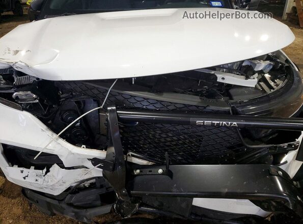1FM5K8AB1RGA67169 2024 FORD EXPLORER White Rear interior view
