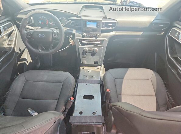 1FM5K8AB5LGD18718 2020 FORD EXPLORER White Widok deski rozdzielczej