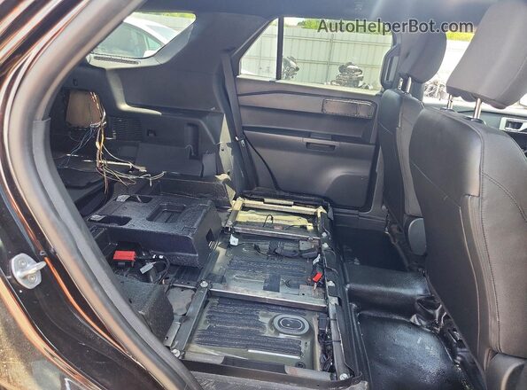 1FM5K8AB6MGC33730 2021 FORD EXPLORER Black Rear interior view