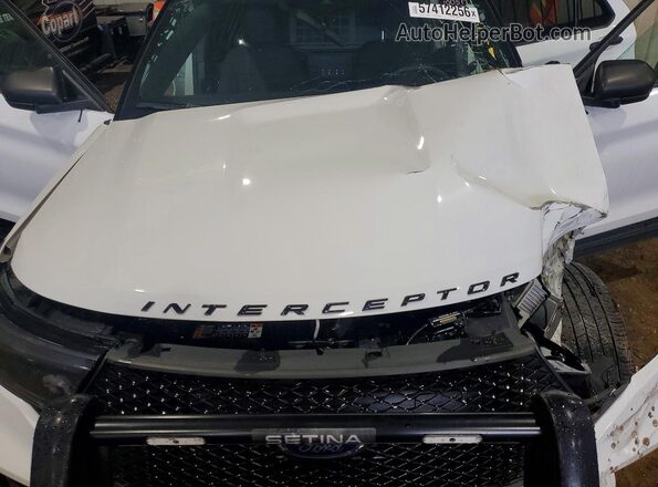 1FM5K8AC2RGA67318 2024 FORD EXPLORER White Rear interior view