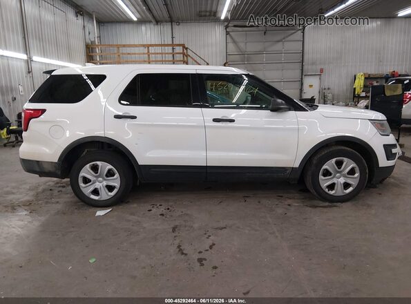 1FM5K8AR0GGC15192 2016 FORD UTILITY POLICE INTERCEPTOR White 360 interior view