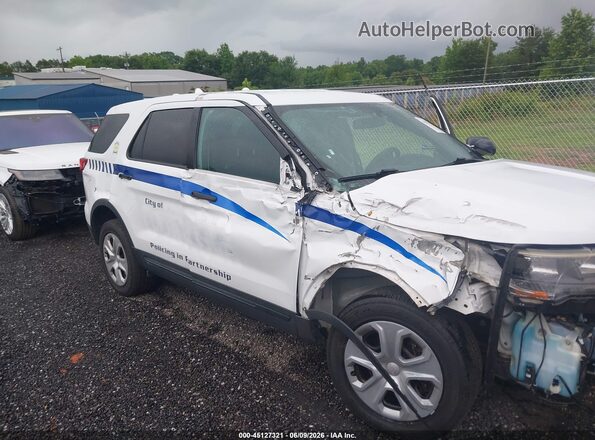 1FM5K8AR0HGC07921 2017 FORD UTILITY POLICE INTERCEPTOR Белый Вид спереди