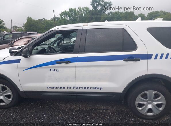 1FM5K8AR0HGC07921 2017 FORD UTILITY POLICE INTERCEPTOR Белый Панорамный вид салона 360°