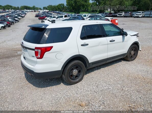 1FM5K8AR2HGA94764 2017 FORD UTILITY POLICE INTERCEPTOR White Задня права чверть