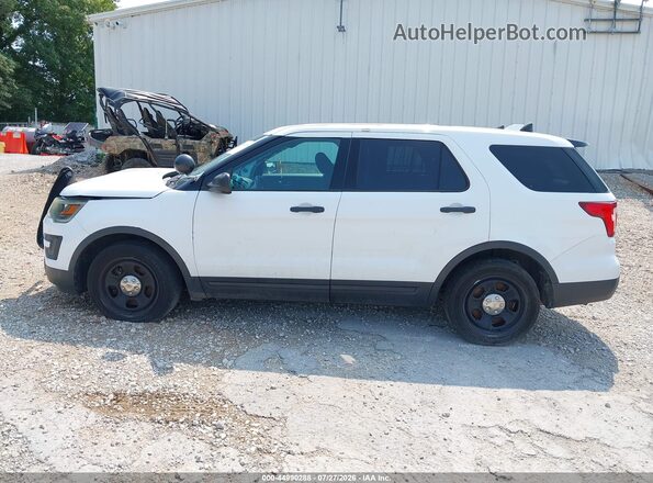 1FM5K8AR2HGA94764 2017 FORD UTILITY POLICE INTERCEPTOR White Панорамний вид салону 360°