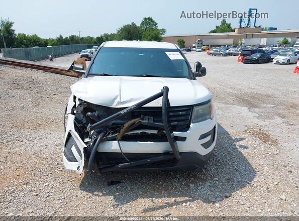 1FM5K8AR2HGA94764 2017 FORD UTILITY POLICE INTERCEPTOR White Вид щитка приладів