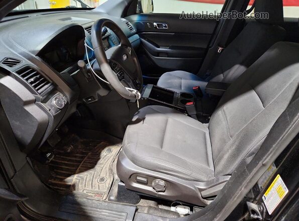 1FM5K8AR2JGC17758 2018 FORD EXPLORER Black Front interior view