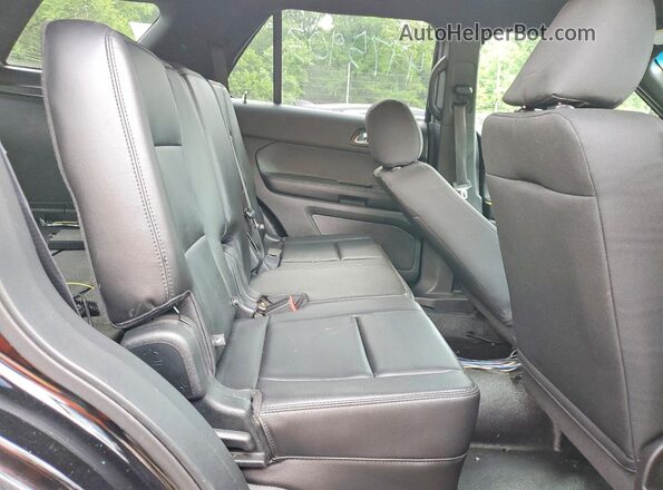 1FM5K8AR4JGA72996 2018 FORD EXPLORER Black Rear seats view