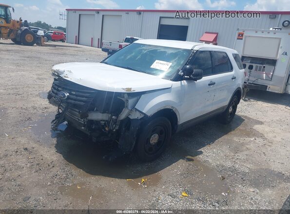 1FM5K8AR6HGC24741 2017 FORD UTILITY POLICE INTERCEPTOR White Առջևի ձախ երեք քառորդ տեսարան