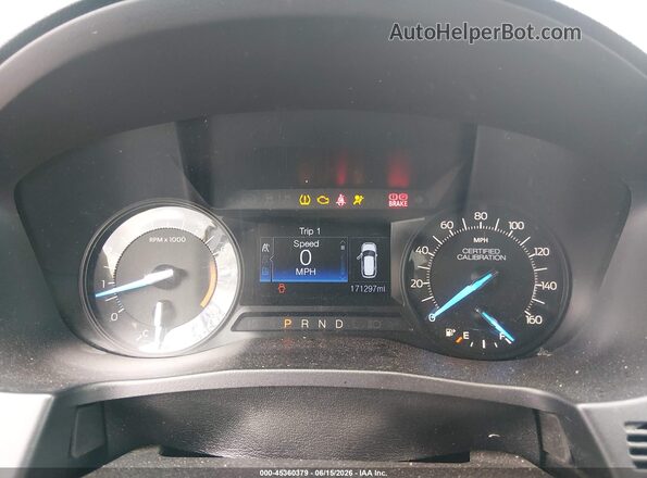 1FM5K8AR6HGC24741 2017 FORD UTILITY POLICE INTERCEPTOR White Հետևի նստատեղերի տեսք