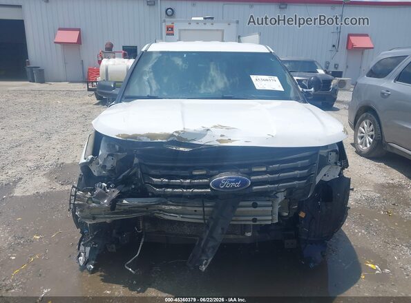 1FM5K8AR6HGC24741 2017 FORD UTILITY POLICE INTERCEPTOR White Սալոնի հետևի տեսք