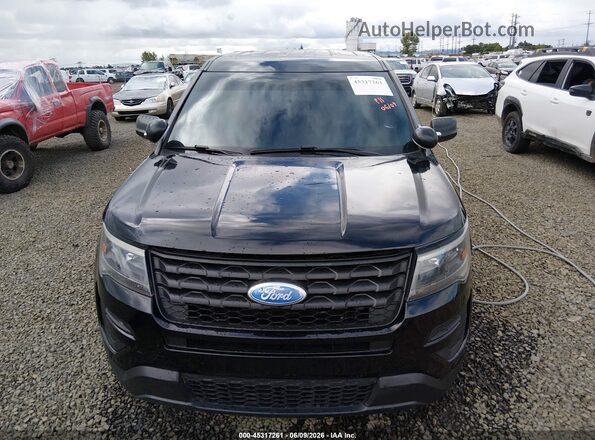 1FM5K8AR6HGD07358 2017 FORD UTILITY POLICE INTERCEPTOR Black Вид щитка приладів