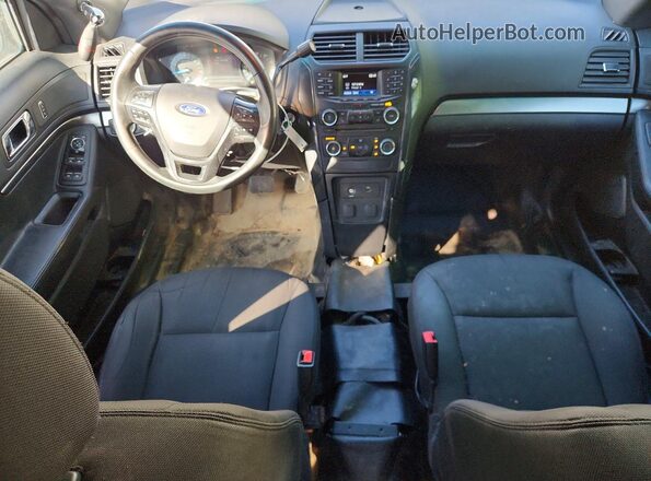 1FM5K8AR9GGA36732 2016 FORD EXPLORER Белый Вид панели приборов