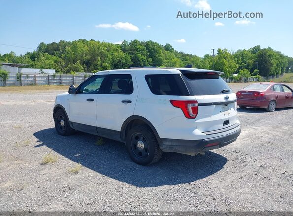 1FM5K8AT3JGC35326 2018 FORD POLICE INTERCEPTOR White Rear left