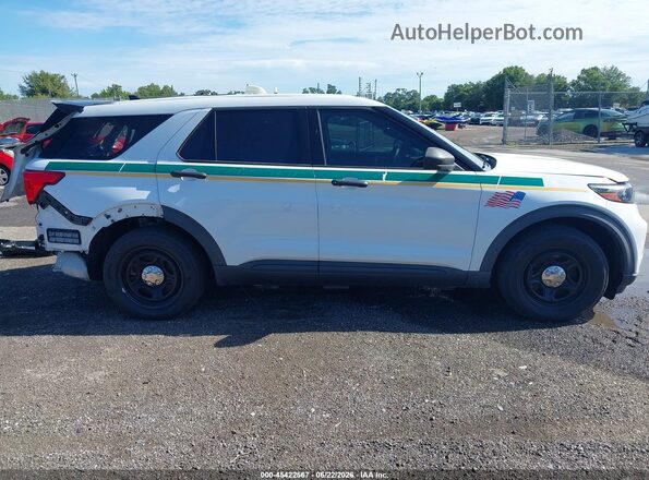 1FM5K8AW7LGC13486 2020 FORD POLICE INTERCEPTOR White Rear interior view