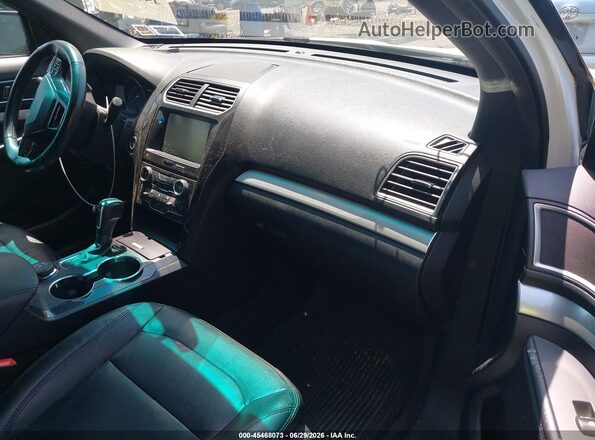1FM5K8D80GGA60114 2016 FORD EXPLORER White Вид салону спереду