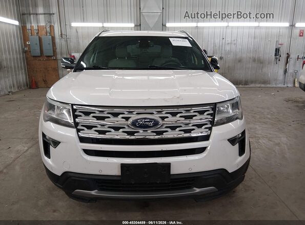 1FM5K8D80JGC78450 2018 FORD EXPLORER White Rear interior view
