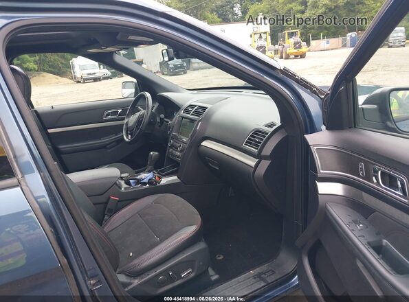 1FM5K8D81JGC79512 2018 FORD EXPLORER Blue Widok wnętrza z przodu