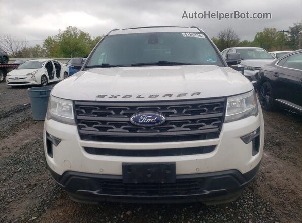 1FM5K8D82JGC56742 2018 FORD EXPLORER Белый Вид спереди