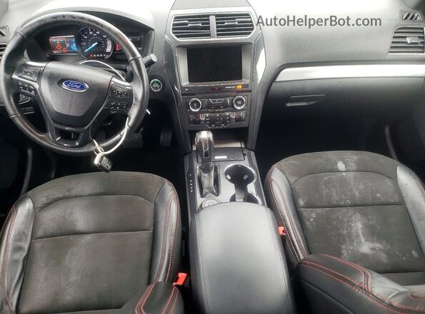 1FM5K8D82JGC56742 2018 FORD EXPLORER Белый Вид панели приборов