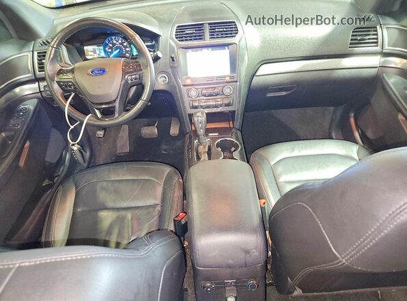 1FM5K8D83JGA22934 2018 FORD EXPLORER Beige Вид панелі приладів